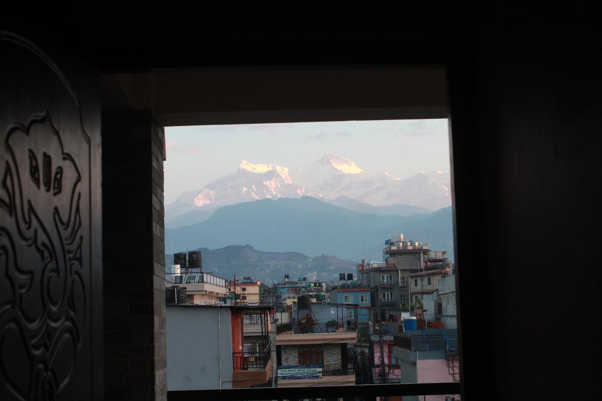 Hotel Yatri Pokhara Exterior foto